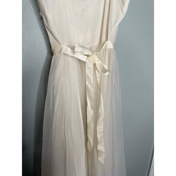 Vintage 50s Laros two piece sleepwear set peignor and nightgown lace off white - Picture 9 of 16